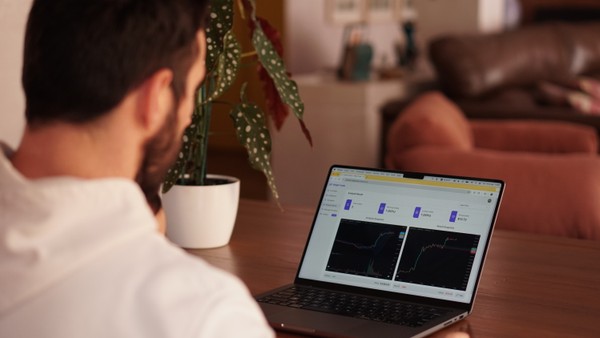 Market analysis dashboard displaying AI insights, pattern recognition, and sentiment analysis for multiple assets